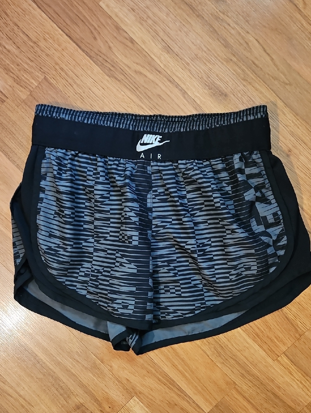 Nike Air Dri Fit Athletic Shorts Size Small